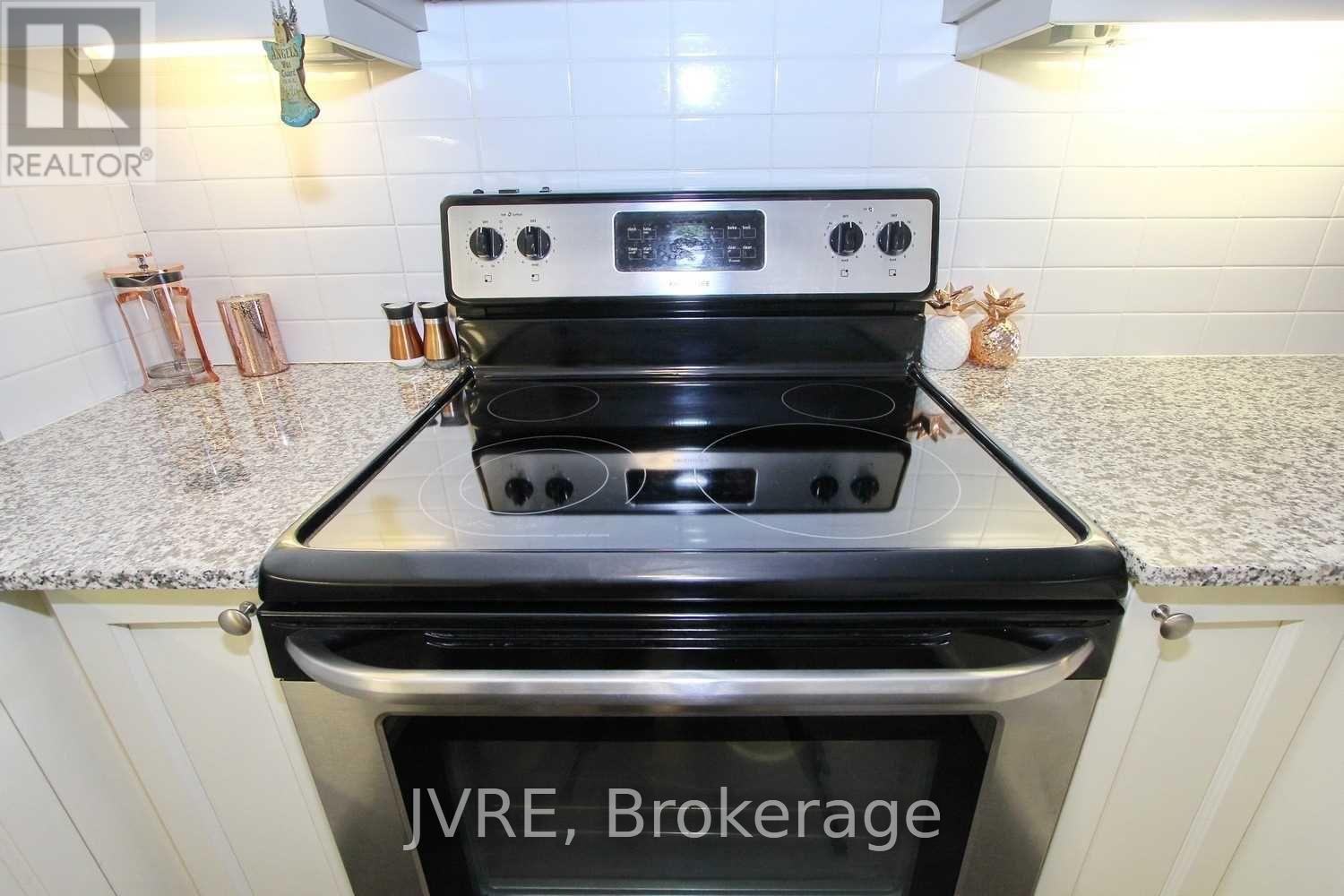 210 - 12 Woodstream Boulevard, Vaughan, Ontario  L4L 8C3 - Photo 26 - N12549320