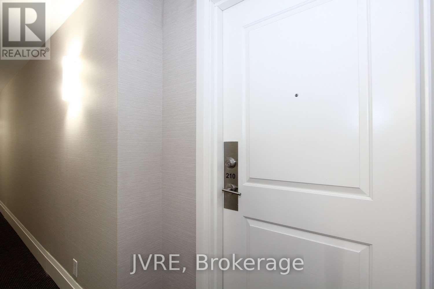 210 - 12 Woodstream Boulevard, Vaughan, Ontario  L4L 8C3 - Photo 6 - N12549320