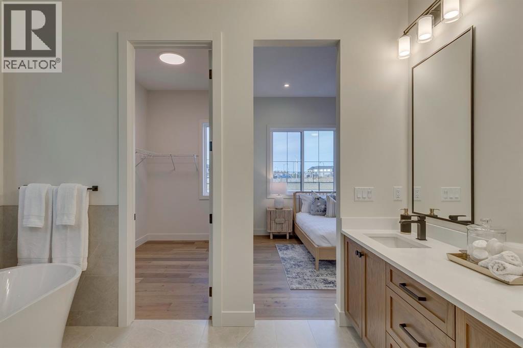 176 Marina Grove Se, Calgary, Alberta  T3M 3S9 - Photo 34 - A2266740