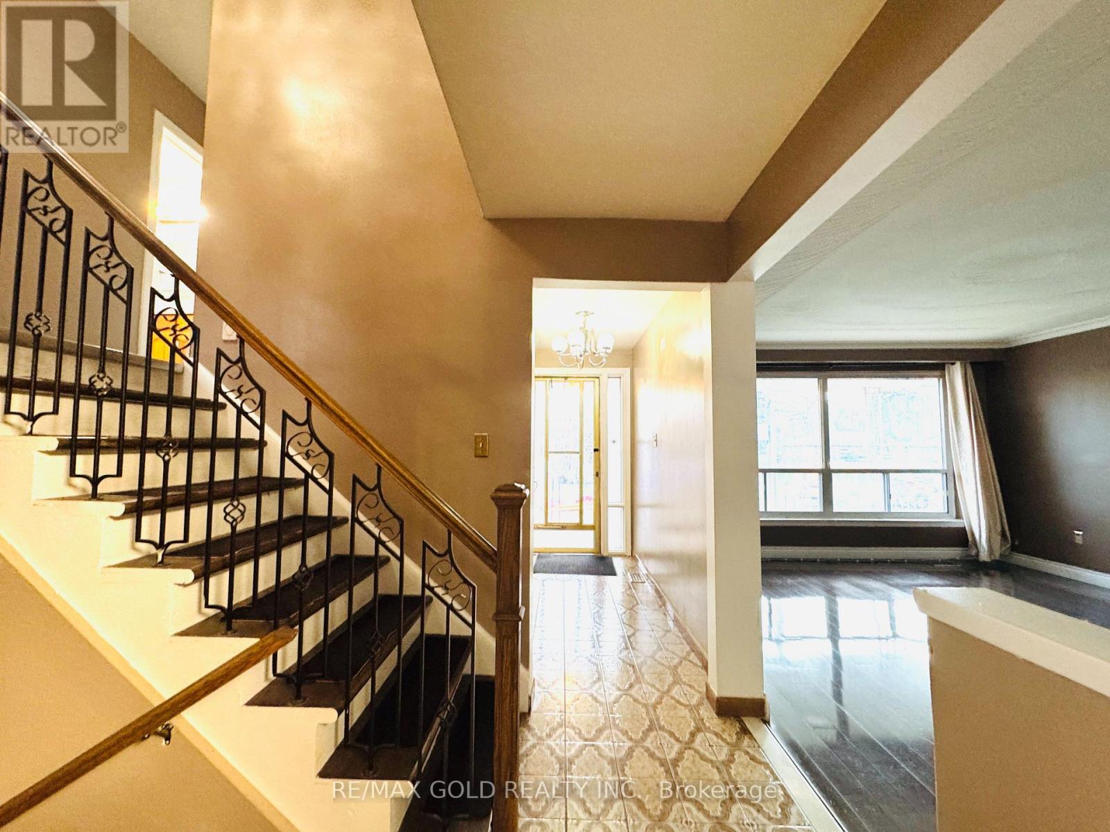 1194 Albion Road, Toronto, Ontario  M9V 1A8 - Photo 20 - W12549308