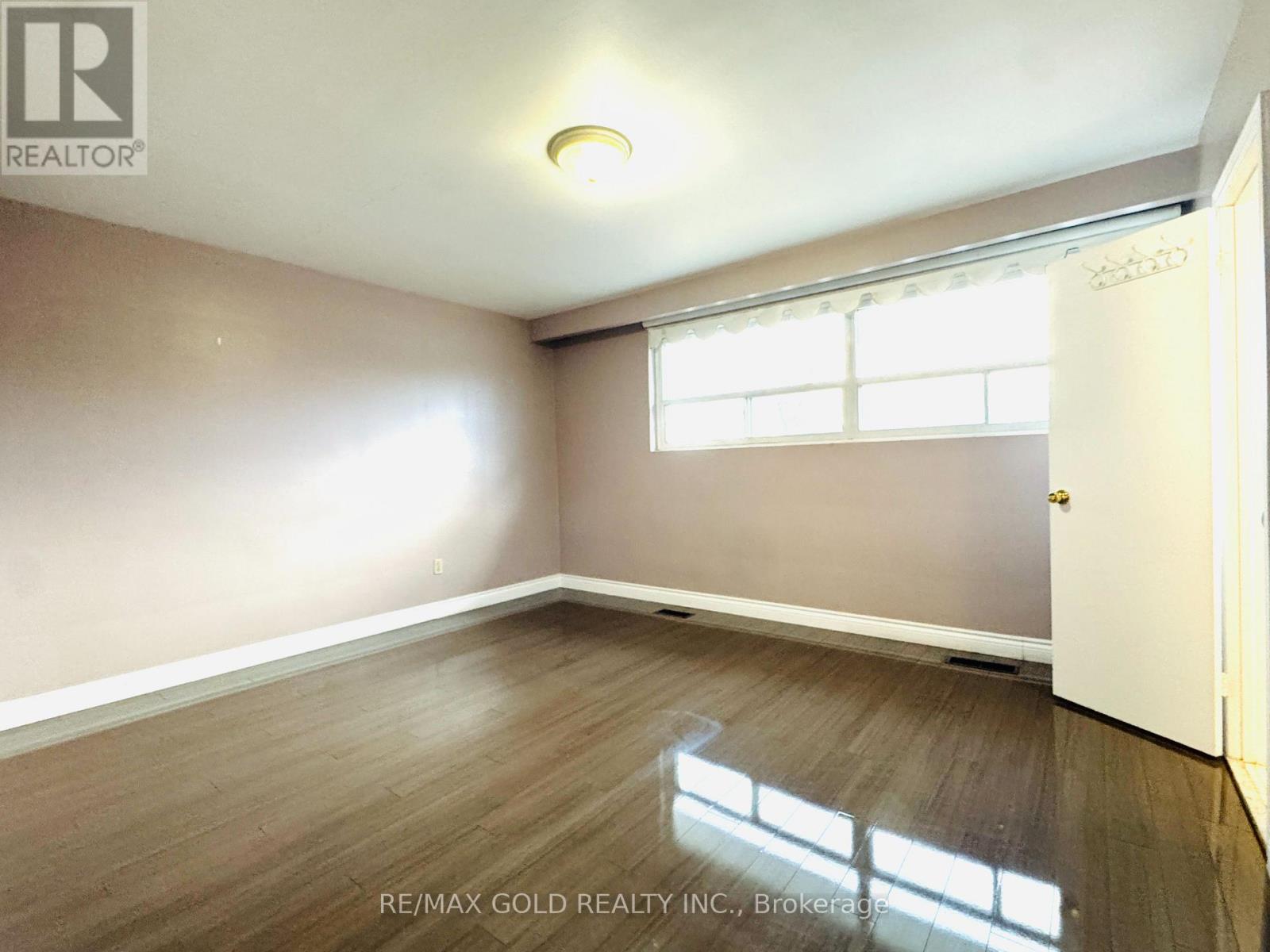 1194 Albion Road, Toronto, Ontario  M9V 1A8 - Photo 25 - W12549308