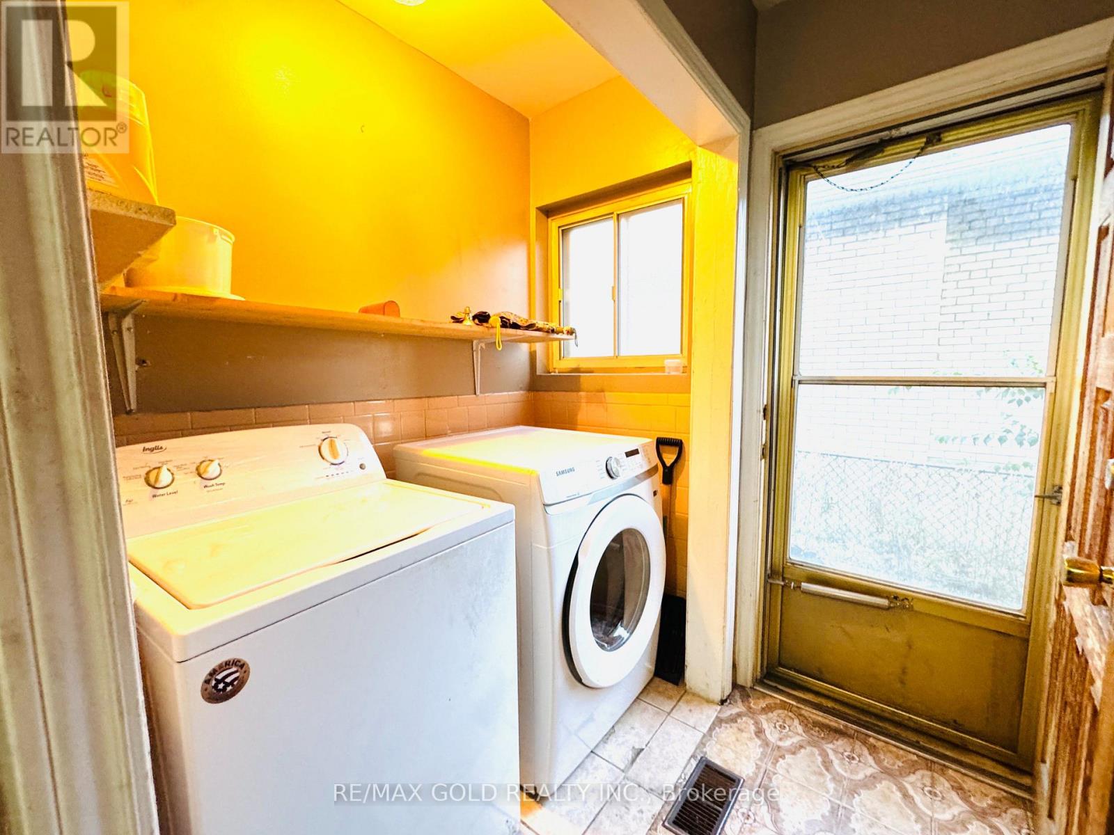 1194 Albion Road, Toronto, Ontario  M9V 1A8 - Photo 33 - W12549308