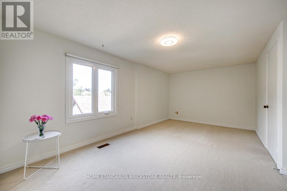 1103 Springbrook Crescent, Oakville, Ontario  L6M 2C9 - Photo 29 - W12549328