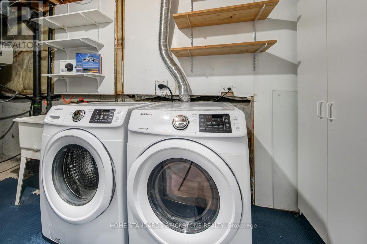 1103 Springbrook Crescent, Oakville, Ontario  L6M 2C9 - Photo 38 - W12549328