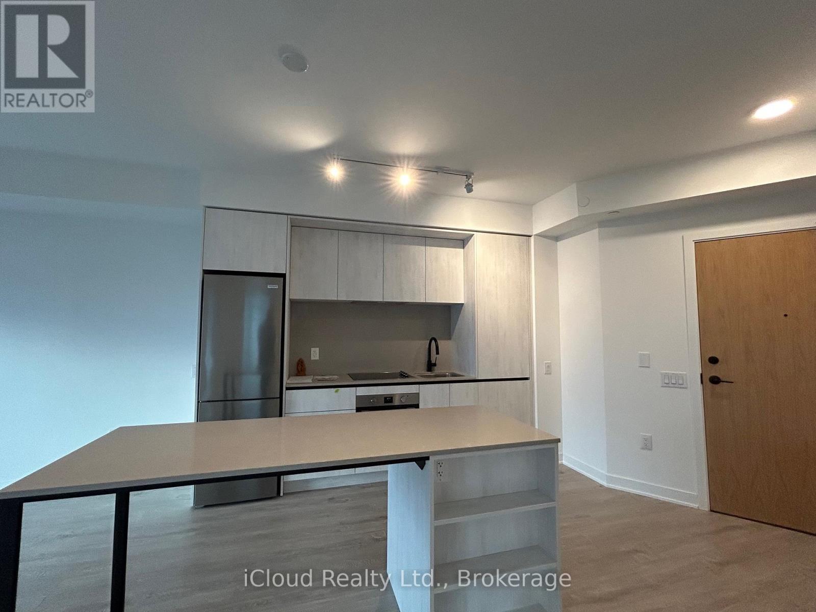 2106 - 2495 Eglinton Avenue W, Mississauga, Ontario  L5M 2T2 - Photo 13 - W12549338