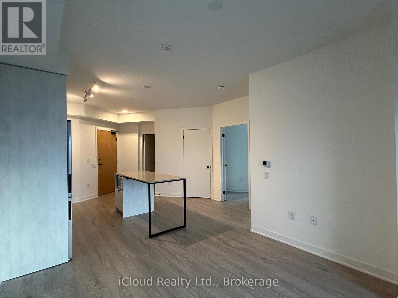 2106 - 2495 Eglinton Avenue W, Mississauga, Ontario  L5M 2T2 - Photo 17 - W12549338