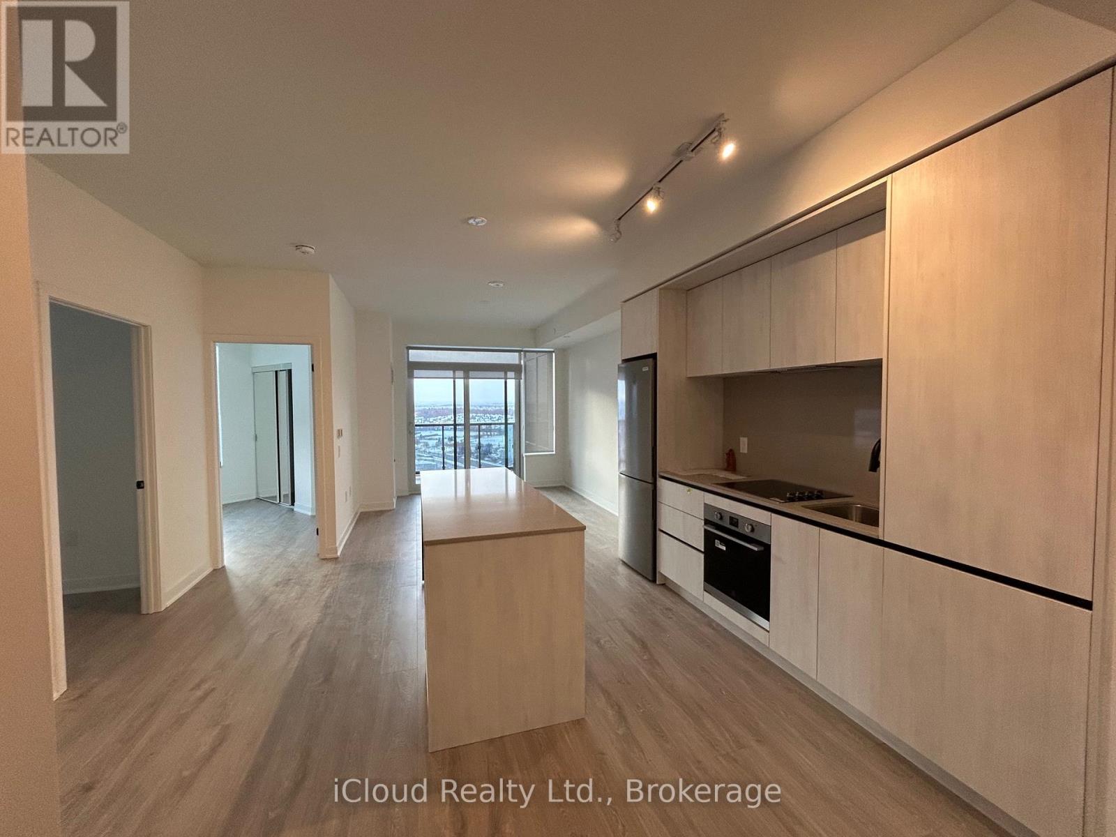 2106 - 2495 Eglinton Avenue W, Mississauga, Ontario  L5M 2T2 - Photo 2 - W12549338