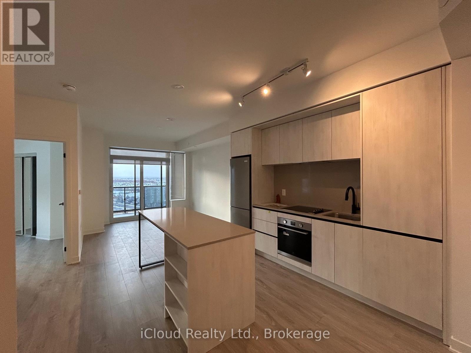 2106 - 2495 Eglinton Avenue W, Mississauga, Ontario  L5M 2T2 - Photo 3 - W12549338