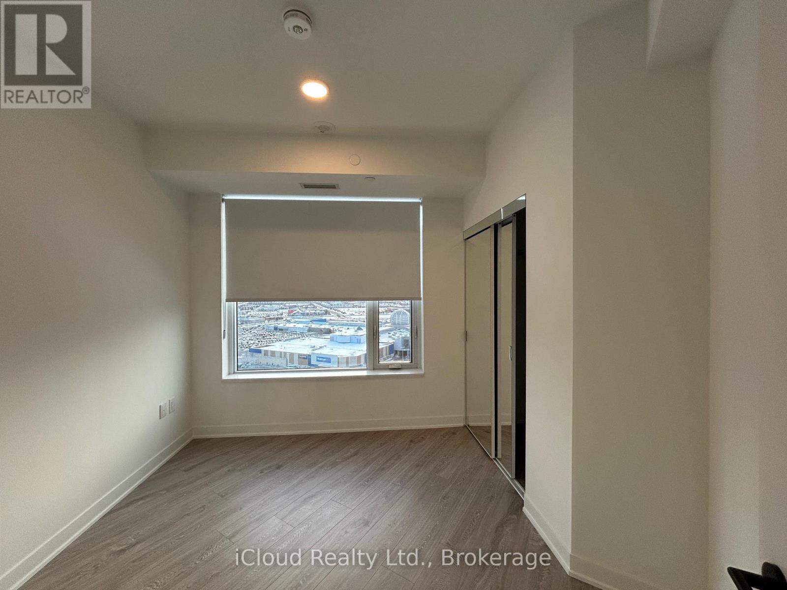 2106 - 2495 Eglinton Avenue W, Mississauga, Ontario  L5M 2T2 - Photo 5 - W12549338