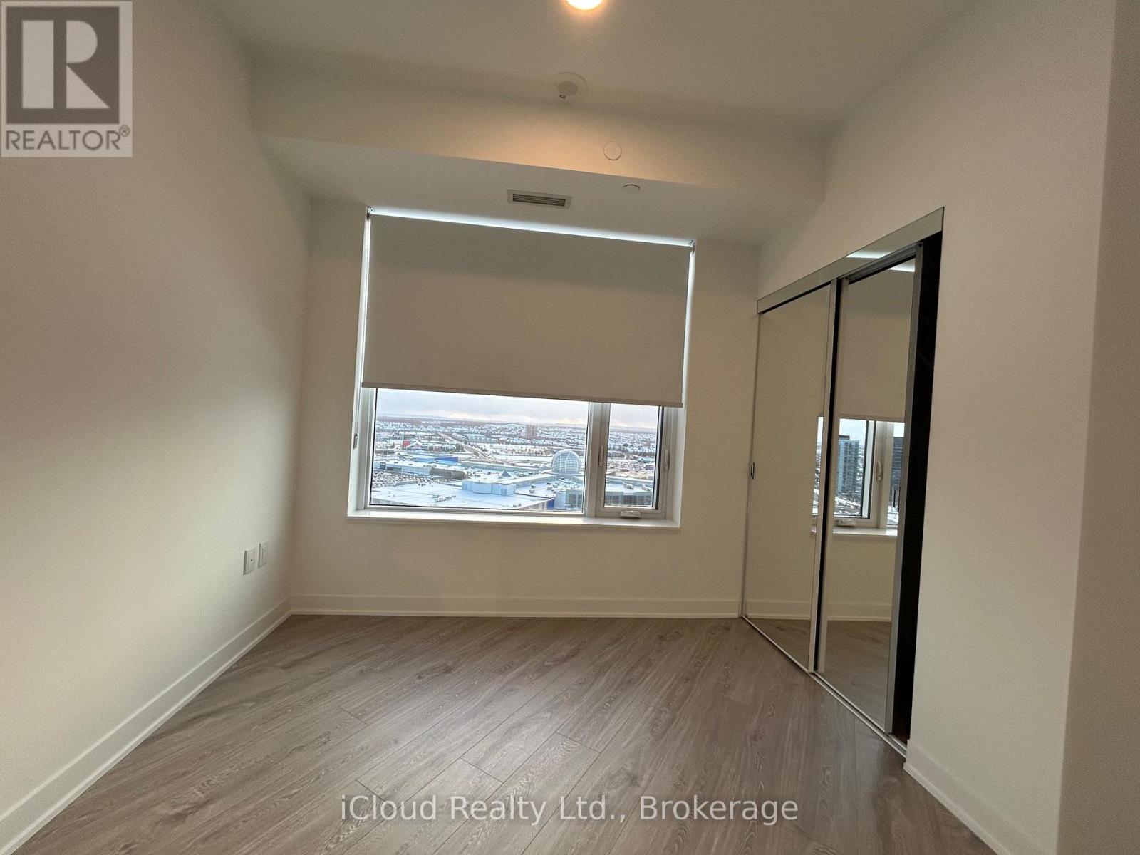 2106 - 2495 Eglinton Avenue W, Mississauga, Ontario  L5M 2T2 - Photo 6 - W12549338