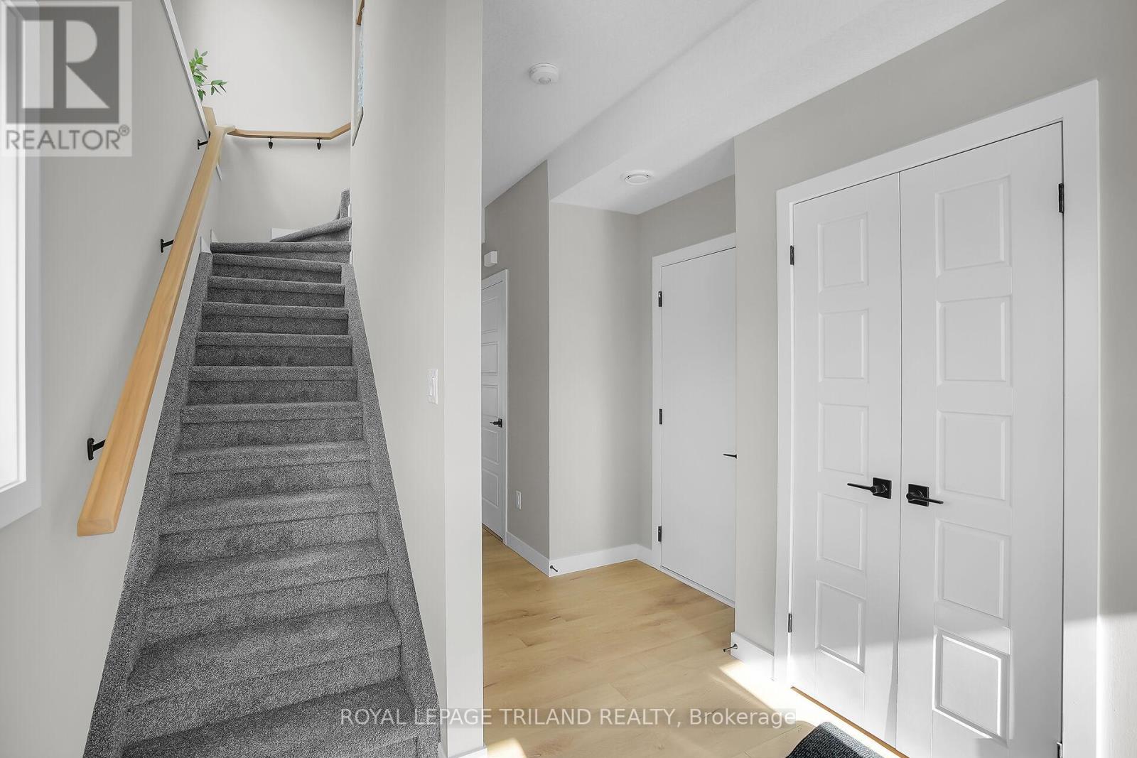 8 - 3103 Petty Road, London South, Ontario  N6L 0K1 - Photo 5 - X12542014