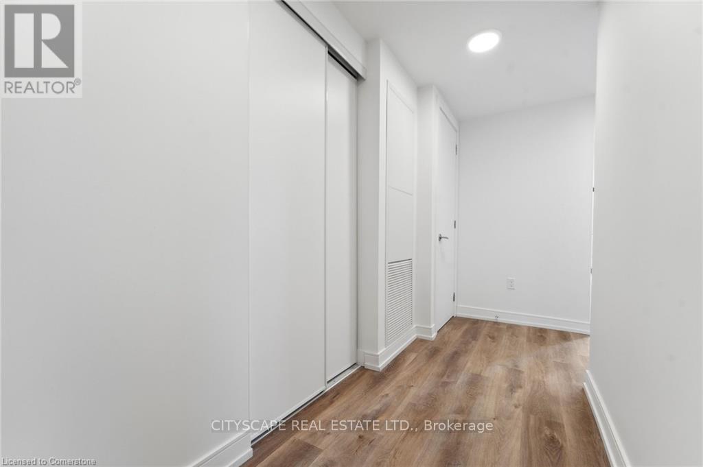 534 - 1 Jarvis Street, Hamilton, Ontario  L8R 3J2 - Photo 5 - X12549280