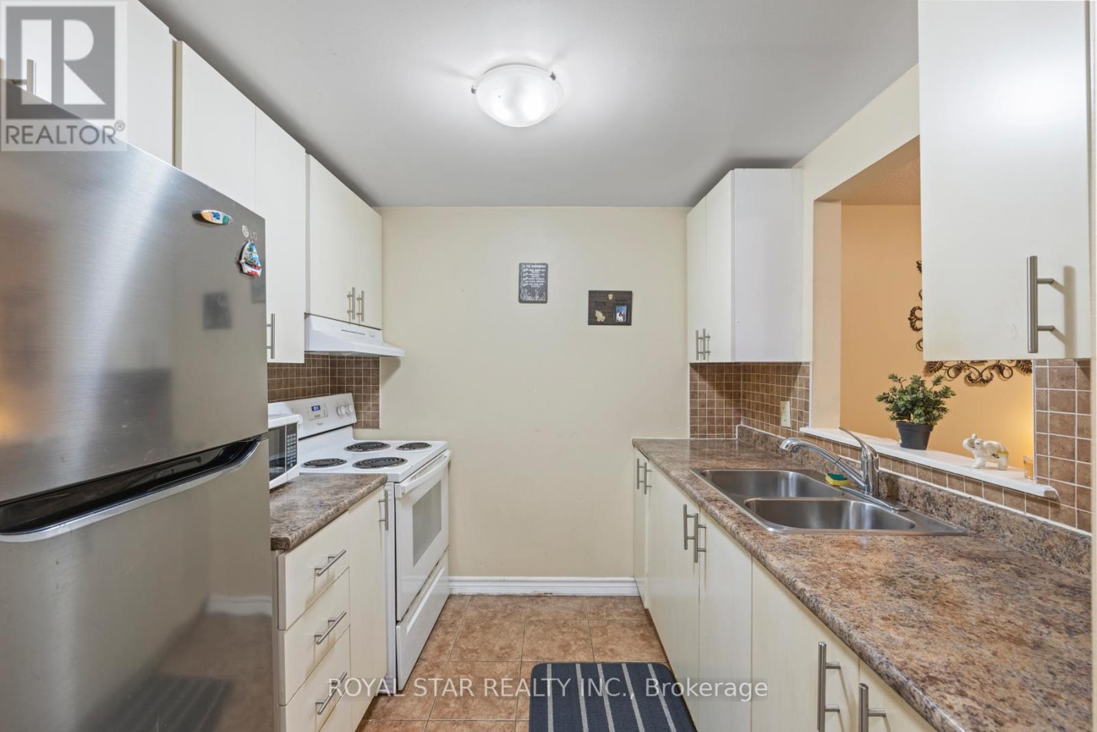 114 - 580 Armstrong Road, Kingston, Ontario  K7M 8M3 - Photo 23 - X12549286