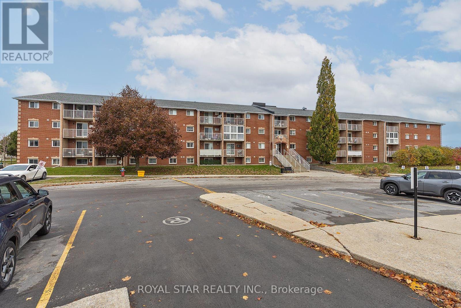 114 - 580 Armstrong Road, Kingston, Ontario  K7M 8M3 - Photo 4 - X12549286