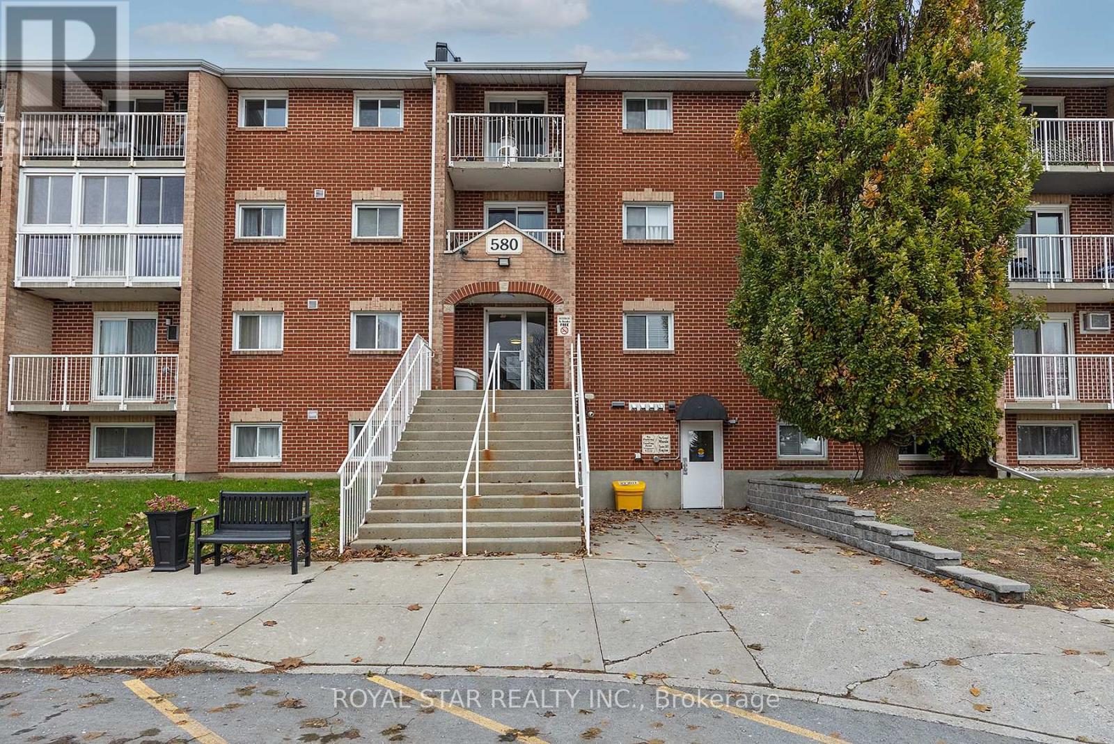 114 - 580 Armstrong Road, Kingston, Ontario  K7M 8M3 - Photo 5 - X12549286