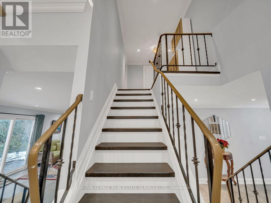 305 Ironwood Road, Guelph, Ontario N1G 3G2 - Photo 24 - X12549322