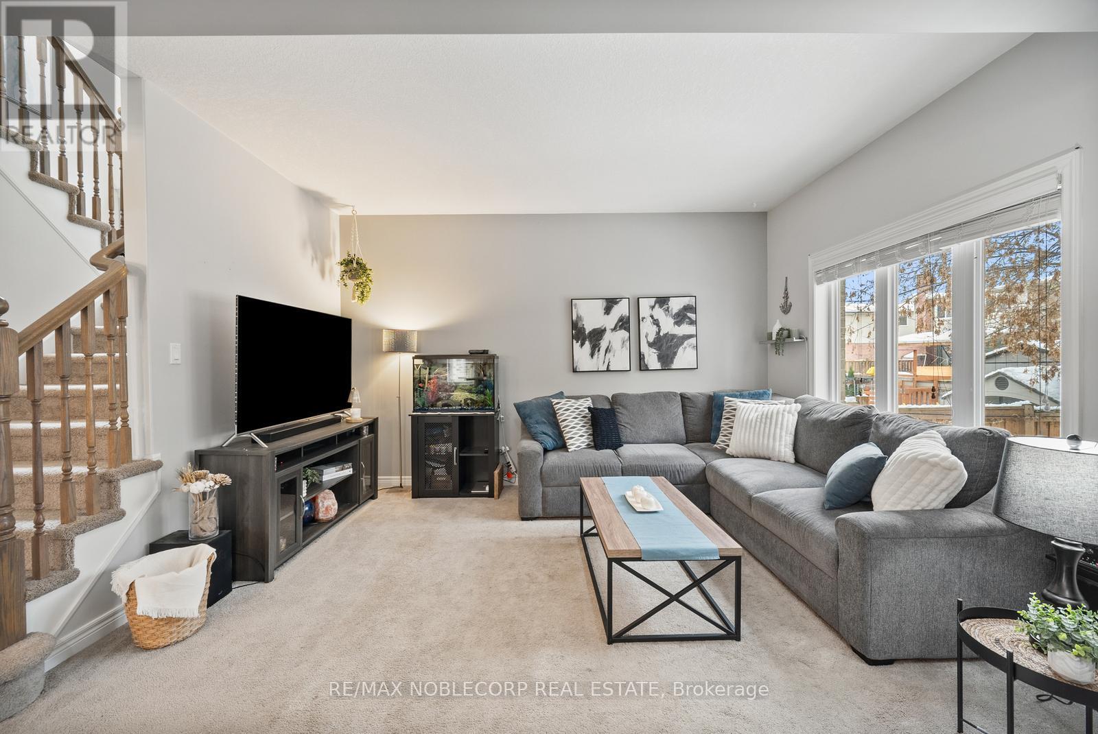 64 Carleton Trail, New Tecumseth, Ontario L0G 1A0 - Photo 17 - N12549306