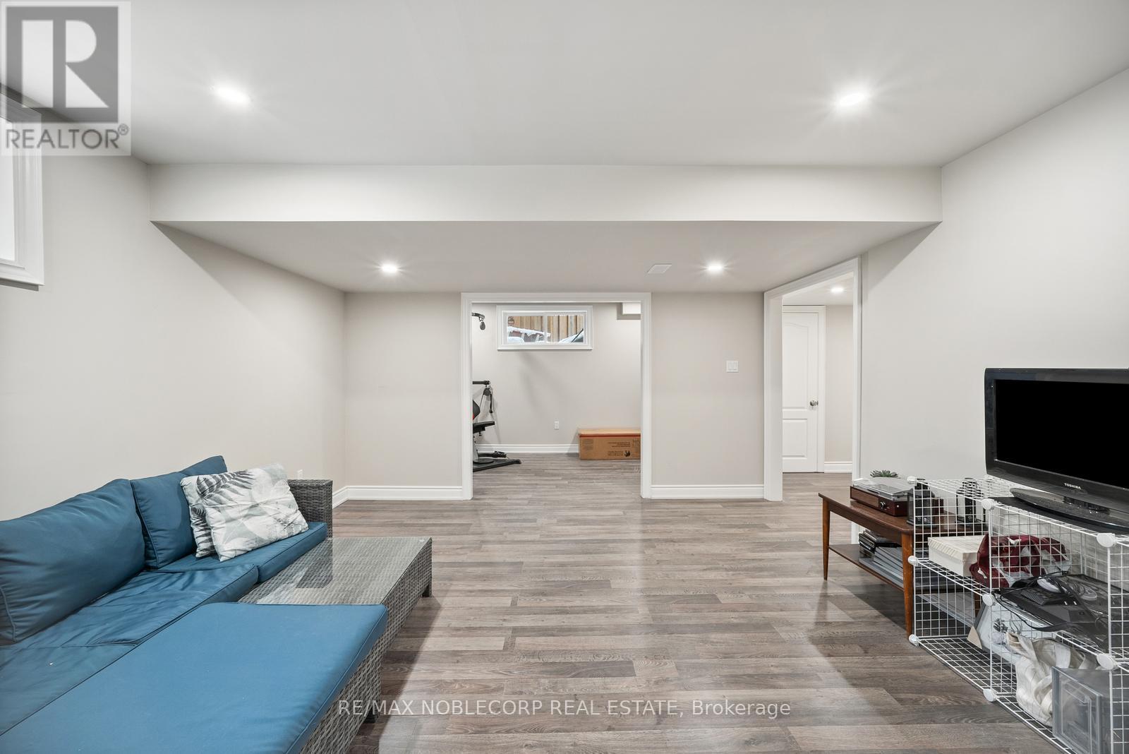 64 Carleton Trail, New Tecumseth, Ontario L0G 1A0 - Photo 28 - N12549306