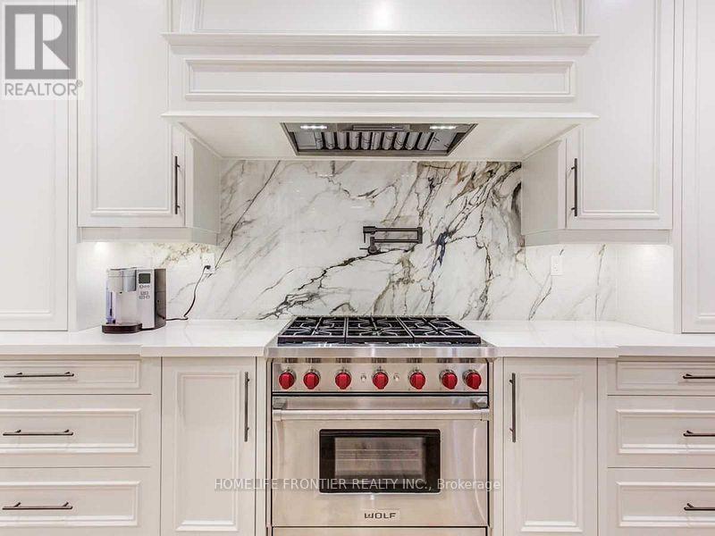 20 Arrowstook Road, Toronto, Ontario  M2K 1J9 - Photo 12 - C12549350