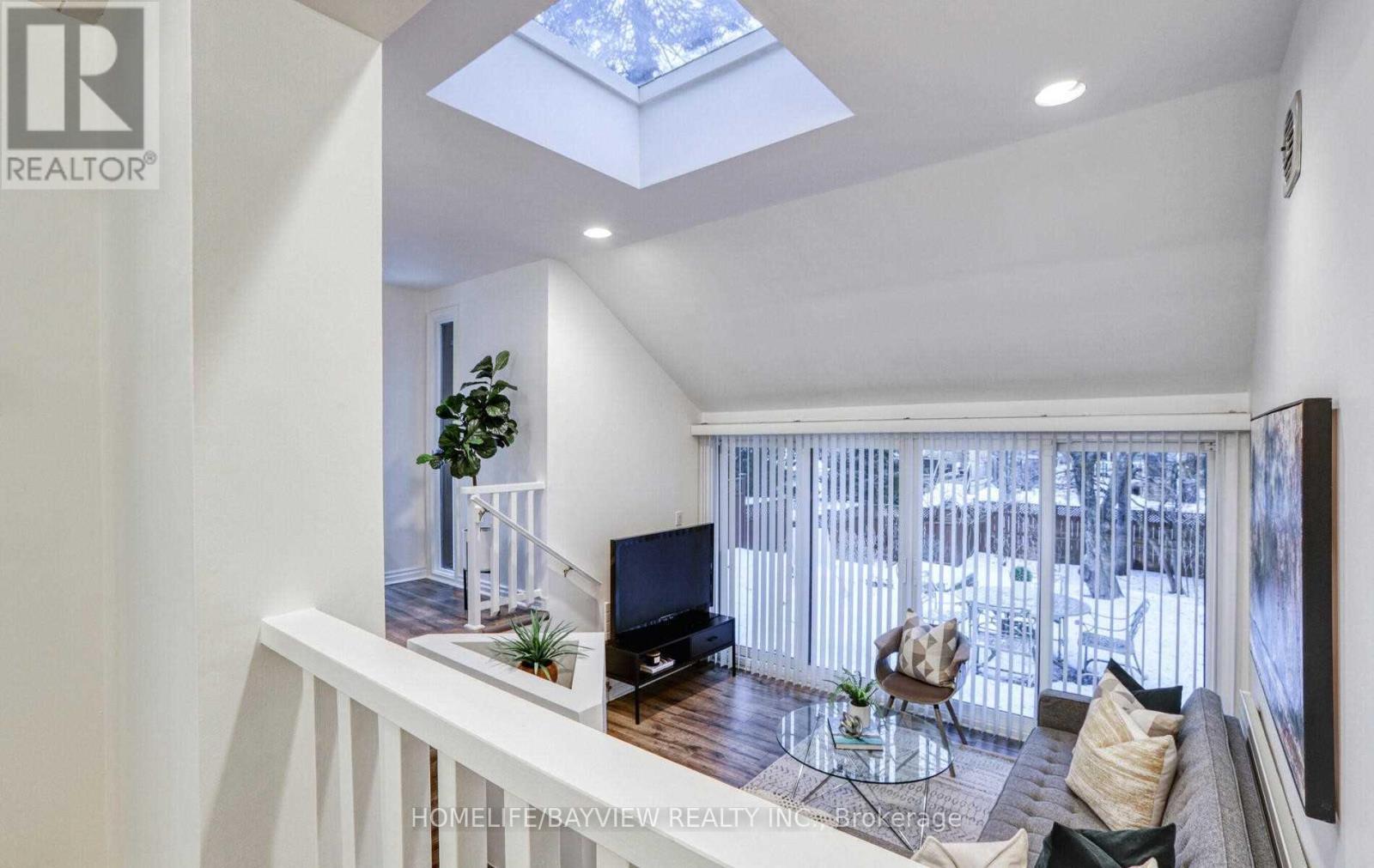 46 Fairfield Road, Toronto, Ontario  M4P 1T2 - Photo 9 - C12549362