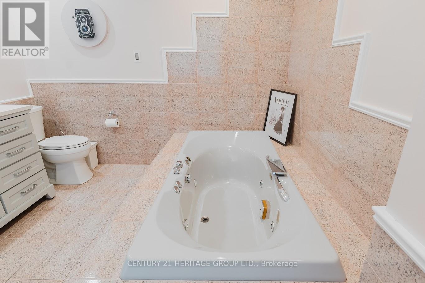 111 Tulane Crescent, Toronto, Ontario  M3A 2C2 - Photo 14 - C12549368