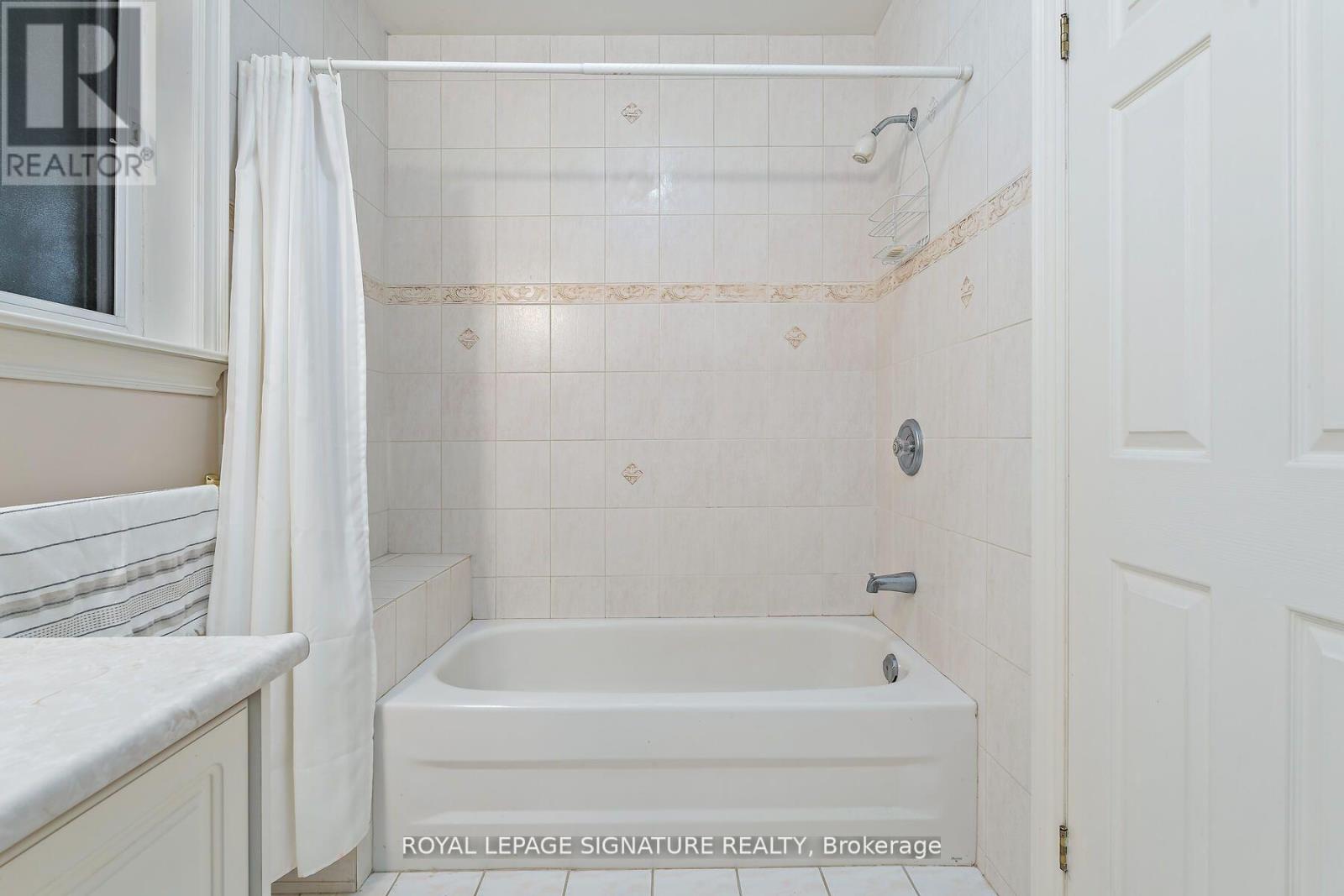 110 Bowmore Road, Toronto, Ontario M4L 3J2 - Photo 29 - E12549344