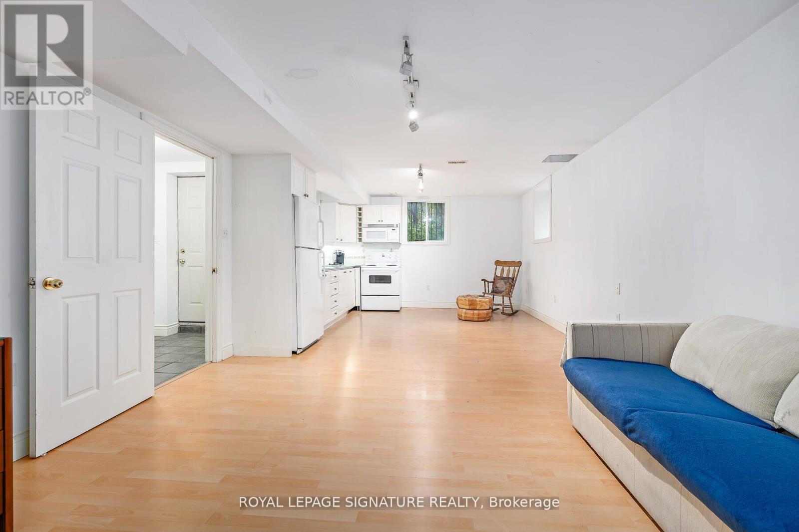 110 Bowmore Road, Toronto, Ontario M4L 3J2 - Photo 32 - E12549344