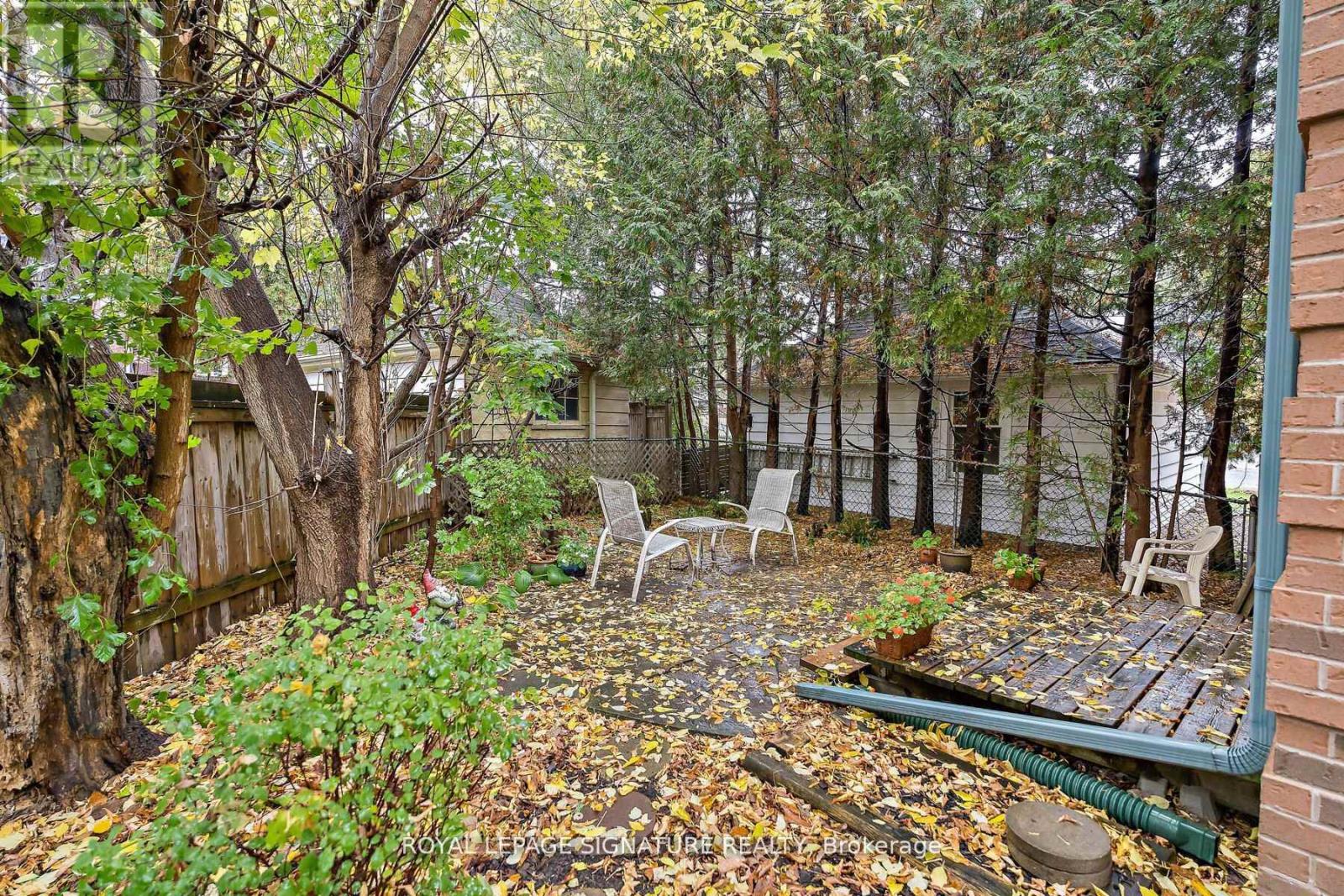 110 Bowmore Road, Toronto, Ontario M4L 3J2 - Photo 45 - E12549344