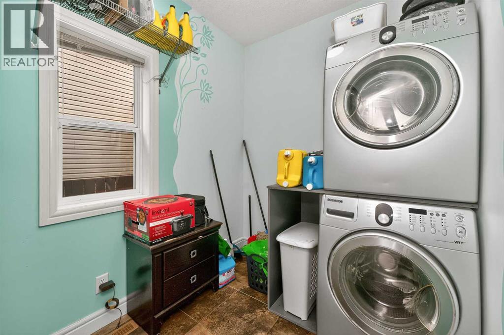 280 Willowmere Way, Chestermere, Alberta  T1X 0E1 - Photo 12 - A2269758