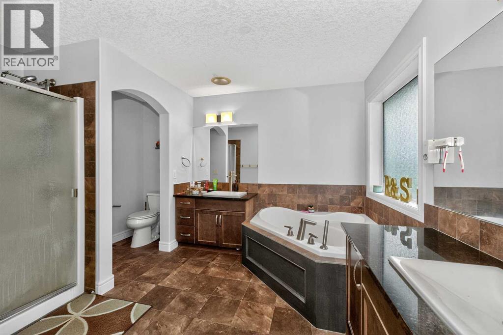 280 Willowmere Way, Chestermere, Alberta  T1X 0E1 - Photo 36 - A2269758