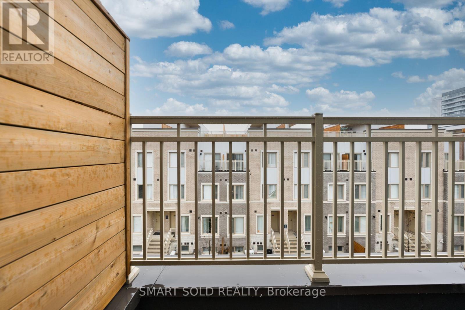 239 - 121 Honeycrisp Crescent, Vaughan, Ontario L4K 0N7 - Photo 24 - N12547816