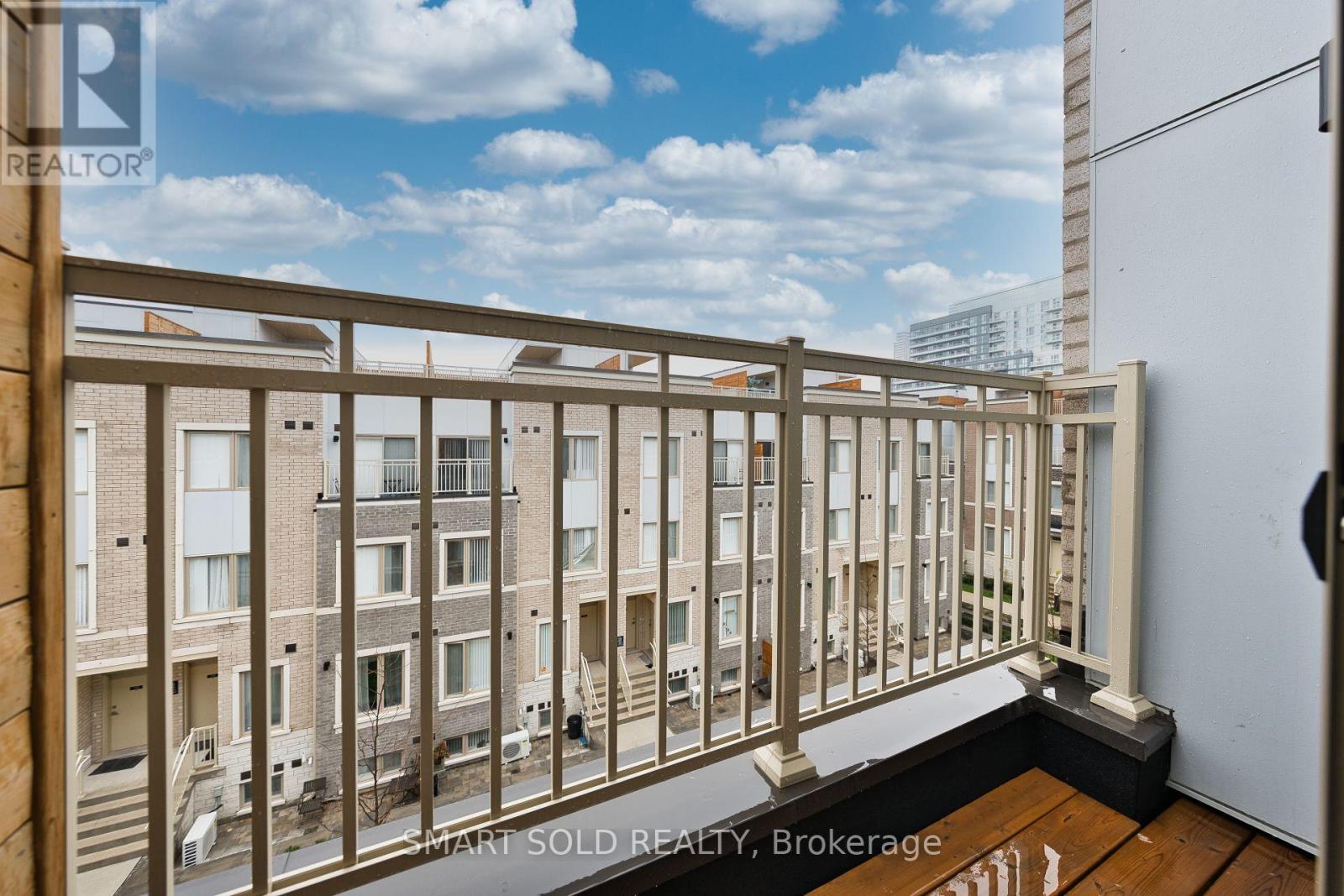 239 - 121 Honeycrisp Crescent, Vaughan, Ontario L4K 0N7 - Photo 23 - N12547816