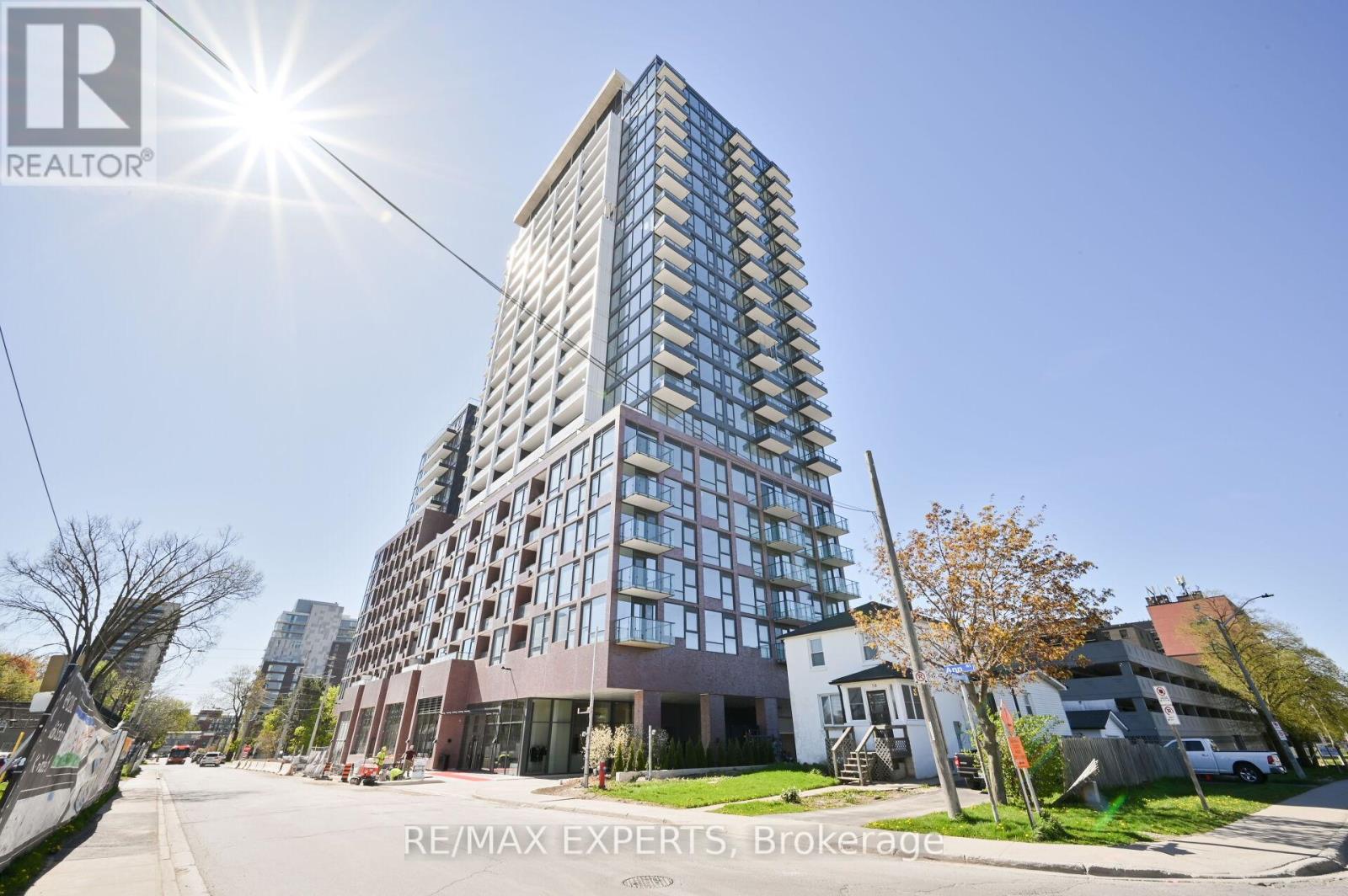 302 - 28 ANN STREET, Mississauga, Ontario