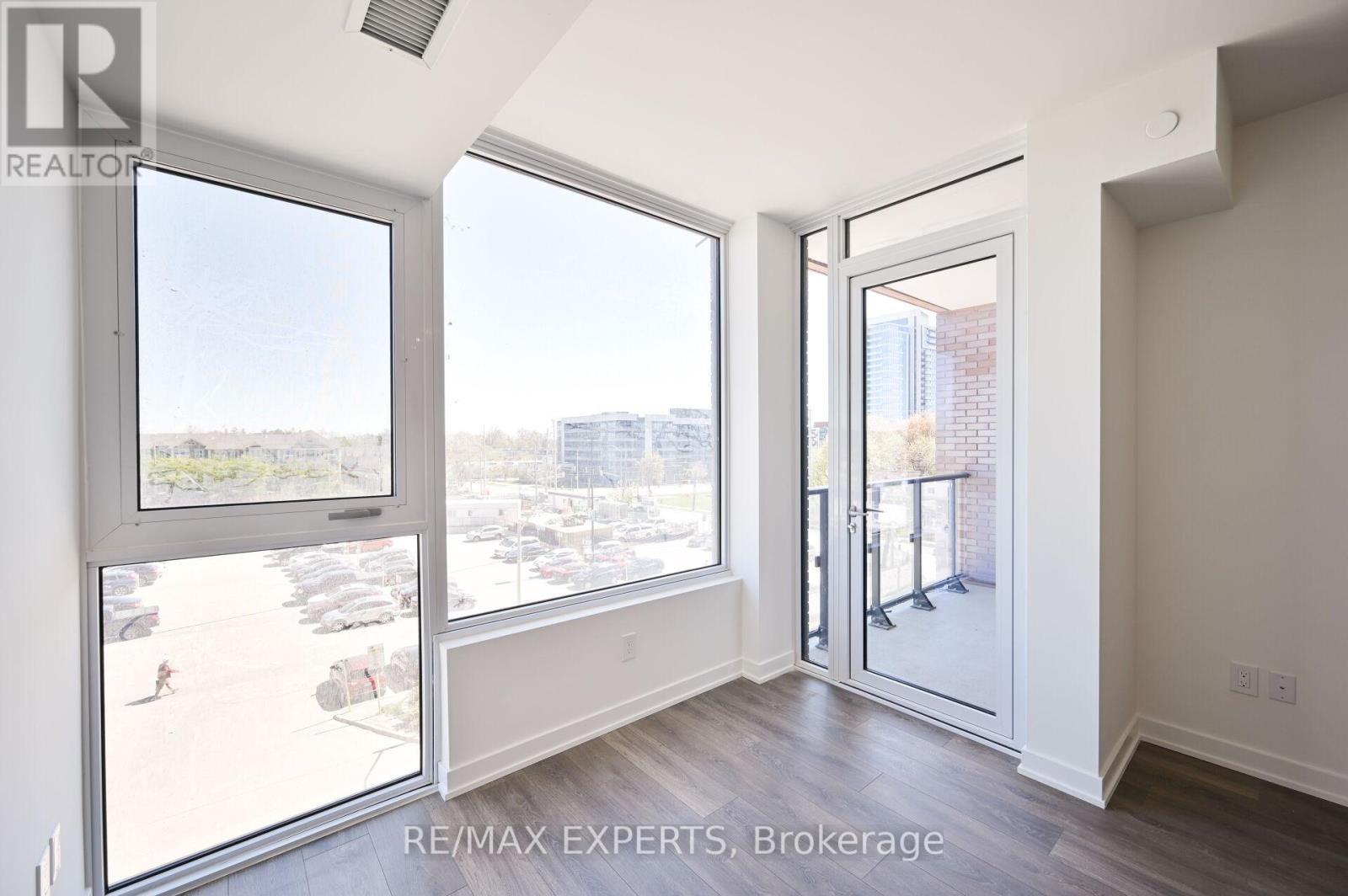 302 - 28 Ann Street, Mississauga, Ontario  L5G 3G1 - Photo 10 - W12549374