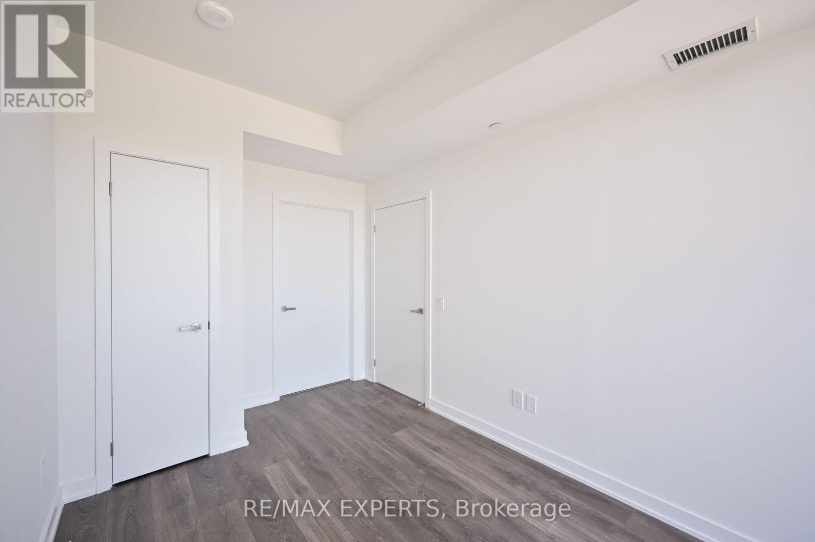 302 - 28 Ann Street, Mississauga, Ontario  L5G 3G1 - Photo 14 - W12549374