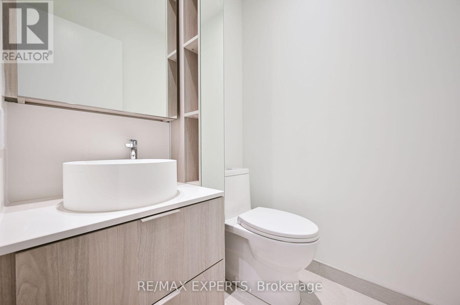 302 - 28 Ann Street, Mississauga, Ontario  L5G 3G1 - Photo 21 - W12549374