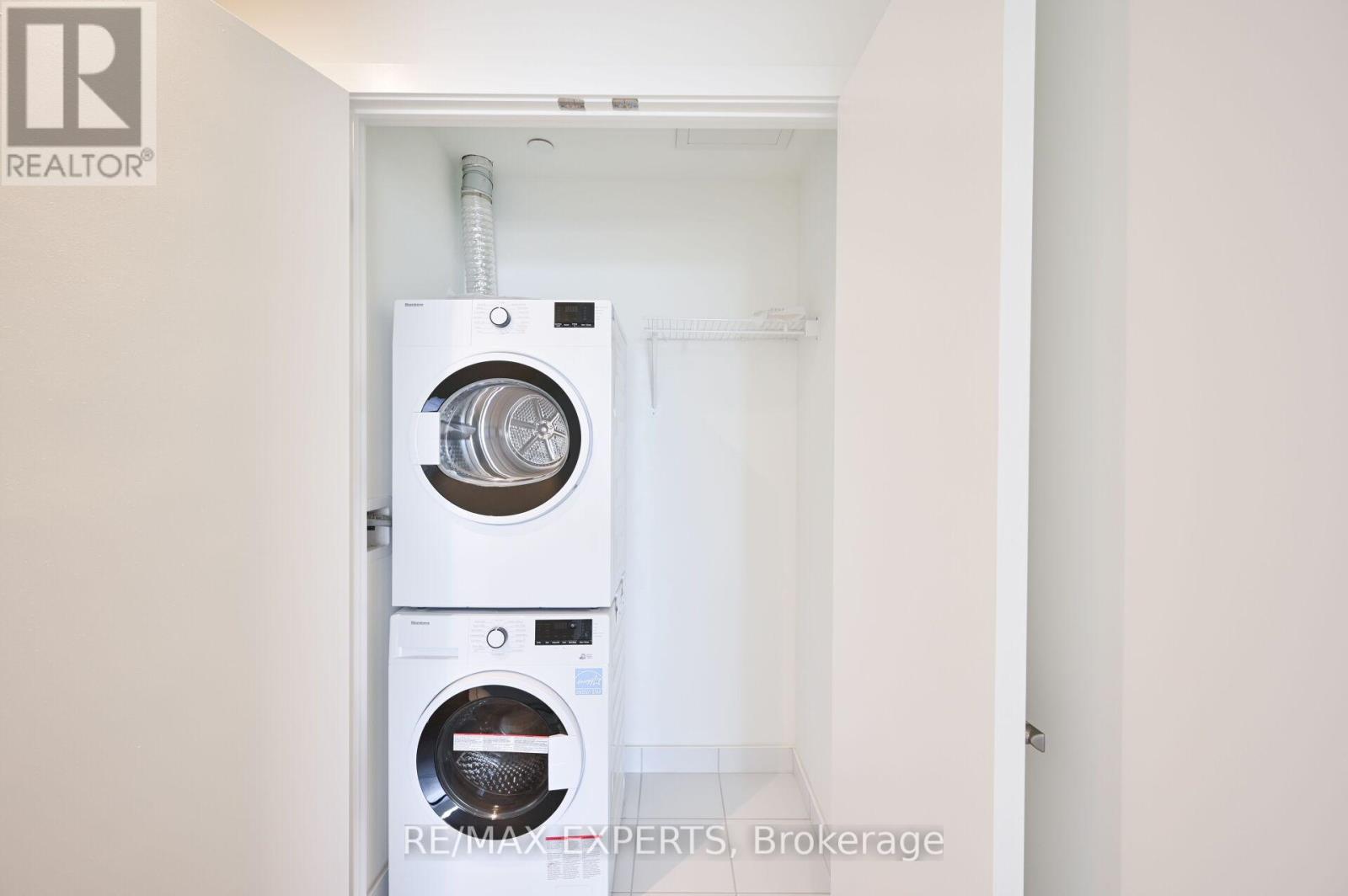 302 - 28 Ann Street, Mississauga, Ontario  L5G 3G1 - Photo 22 - W12549374