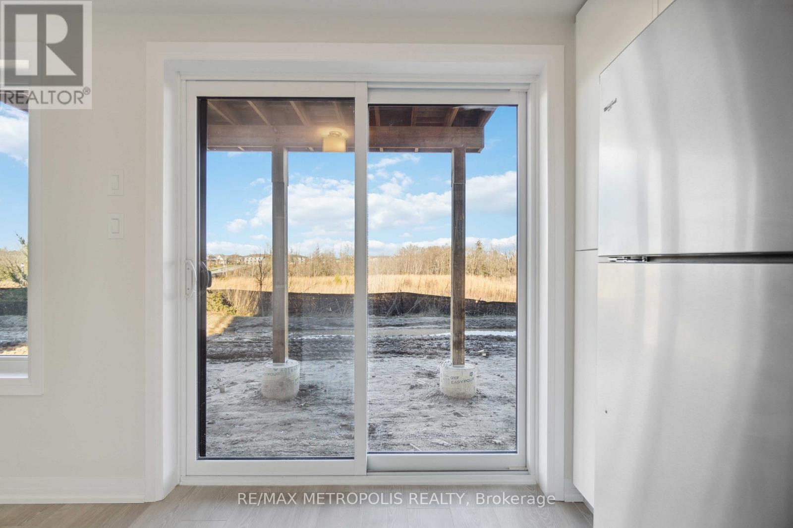 27 - 15 Stauffer Woods Trail, Kitchener, Ontario  N2P 0L1 - Photo 21 - X12505616