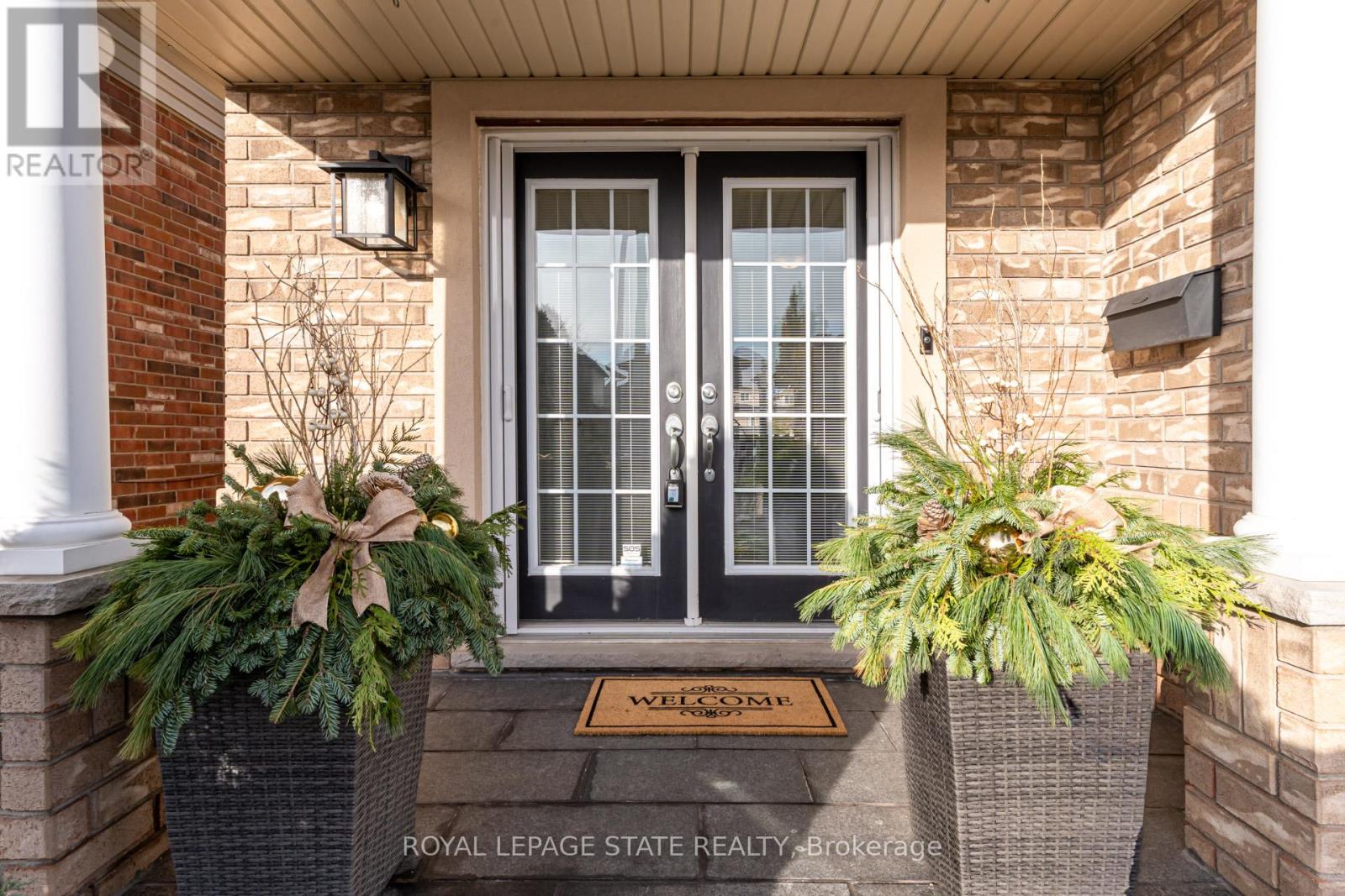 36 Irwin Avenue, Hamilton, Ontario  L9K 0E9 - Photo 3 - X12534716