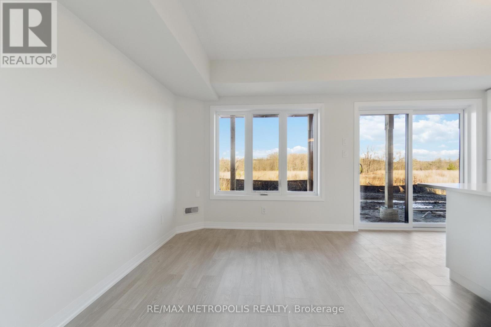 27 - 15 Stauffer Woods Trail, Kitchener, Ontario  N2P 0L1 - Photo 20 - X12505616