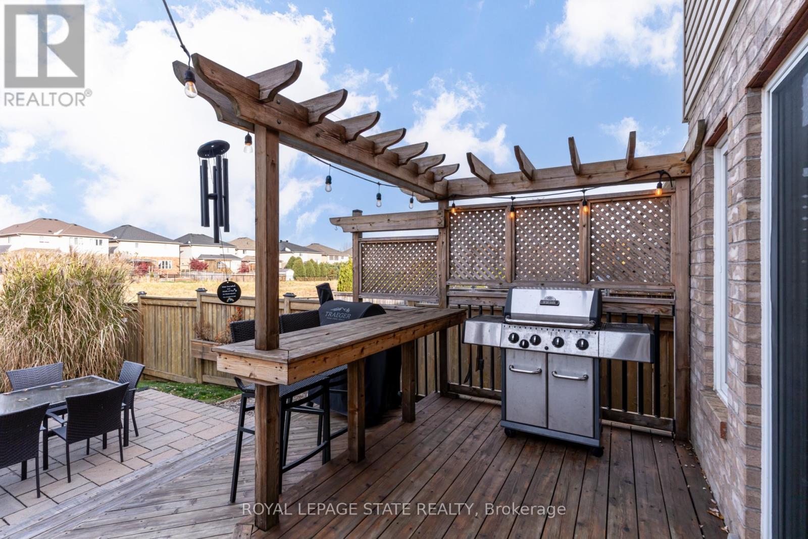 36 Irwin Avenue, Hamilton, Ontario  L9K 0E9 - Photo 47 - X12534716