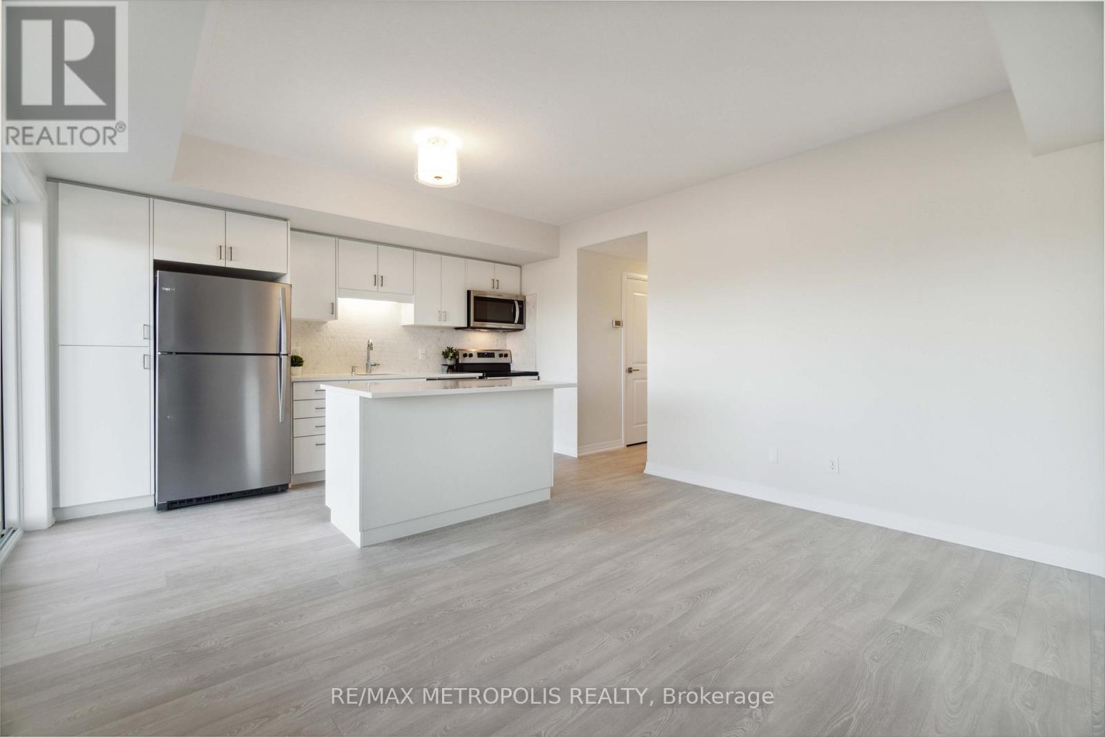 27 - 15 Stauffer Woods Trail, Kitchener, Ontario  N2P 0L1 - Photo 18 - X12505616