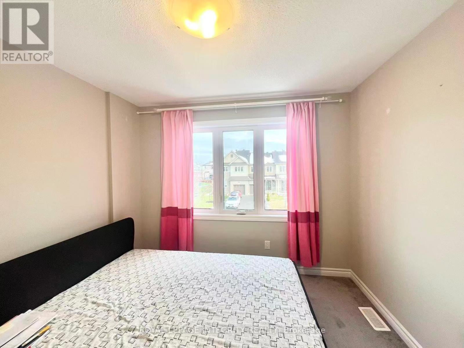 213 Bandelier Way, Ottawa, Ontario  K2S 2J4 - Photo 24 - X12547994