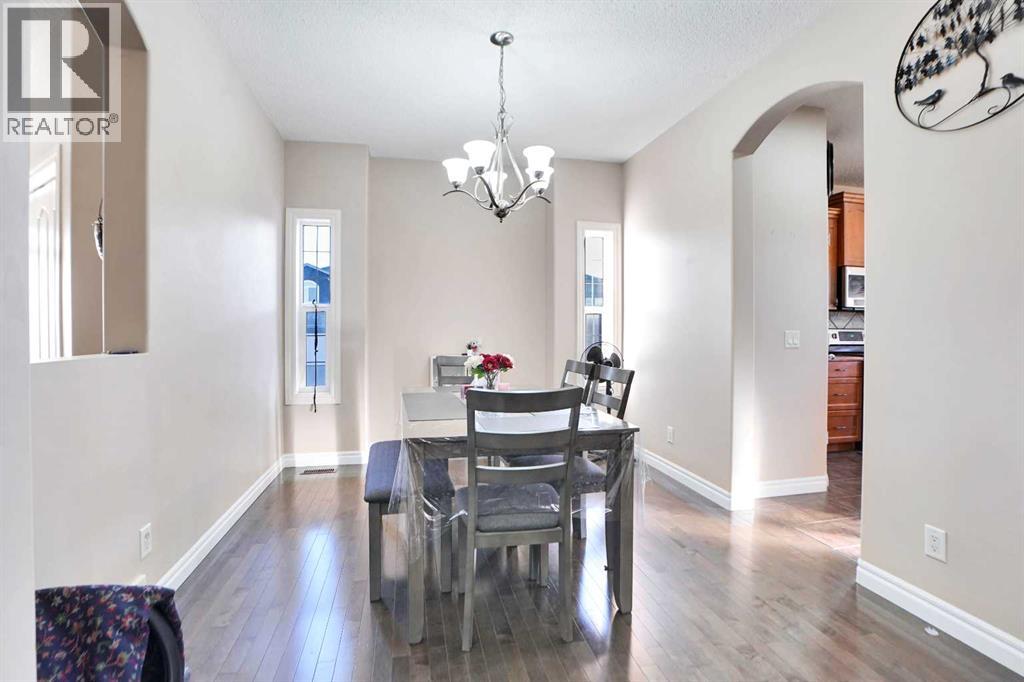 3 Saddleland Crescent Ne, Calgary, Alberta  T3J 5K9 - Photo 7 - A2265182