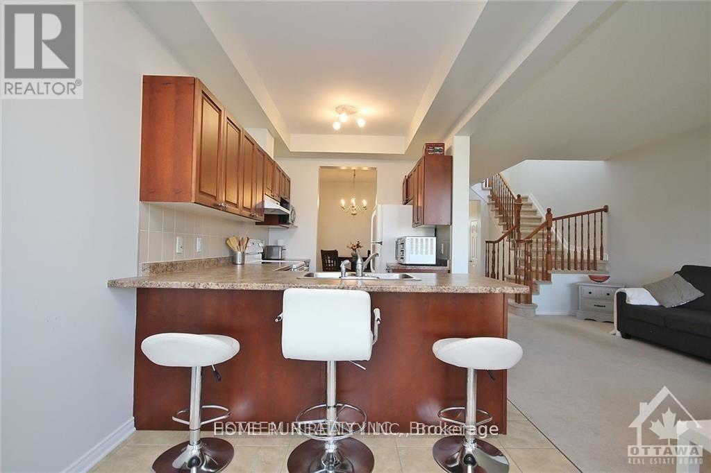 608 Pepperville Crescent, Ottawa, Ontario  K2M 0E8 - Photo 13 - X12549426