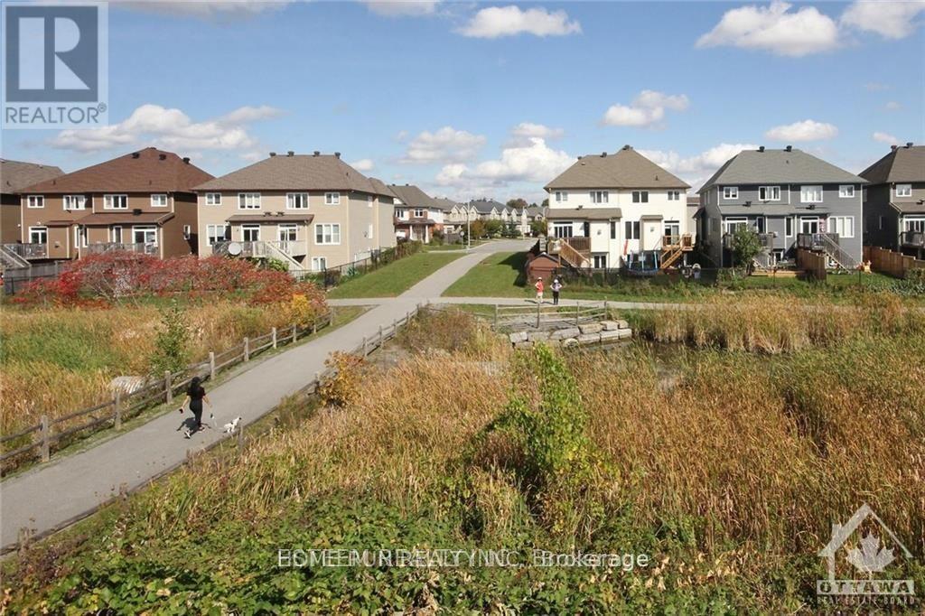 608 Pepperville Crescent, Ottawa, Ontario  K2M 0E8 - Photo 25 - X12549426