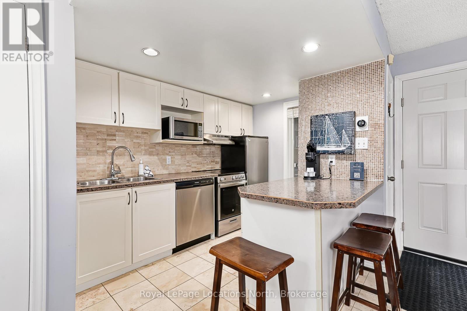 805 - 796468 Grey 19 Road, Blue Mountains, Ontario  L9Y 0N6 - Photo 13 - X12549404