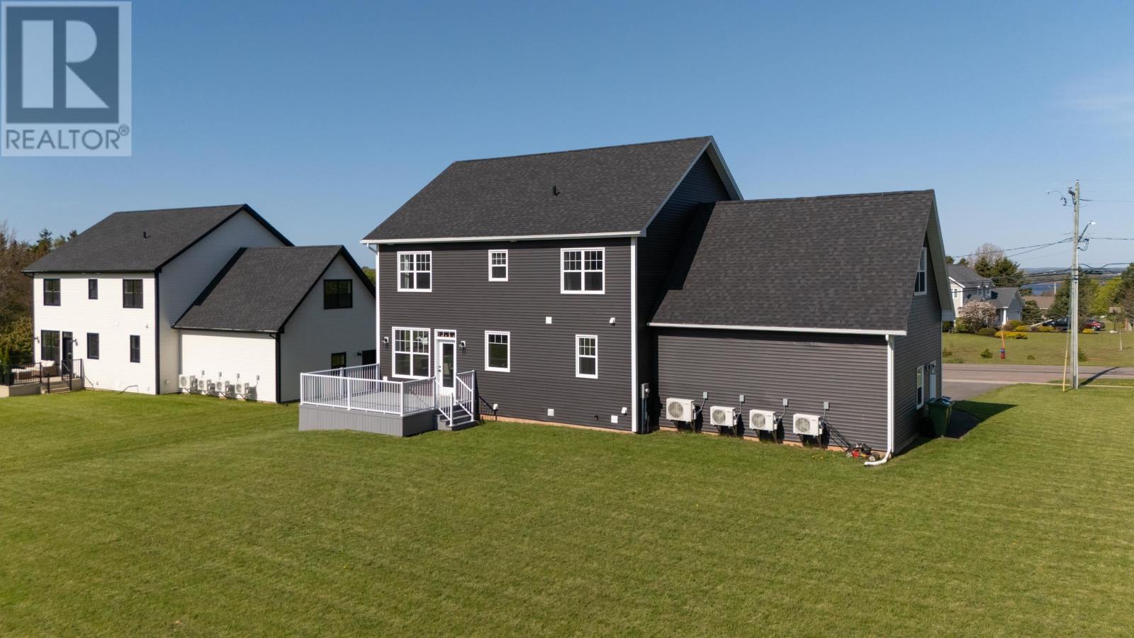 85 Keppoch Road, Stratford, Prince Edward Island  C1B 1L2 - Photo 3 - 202528044