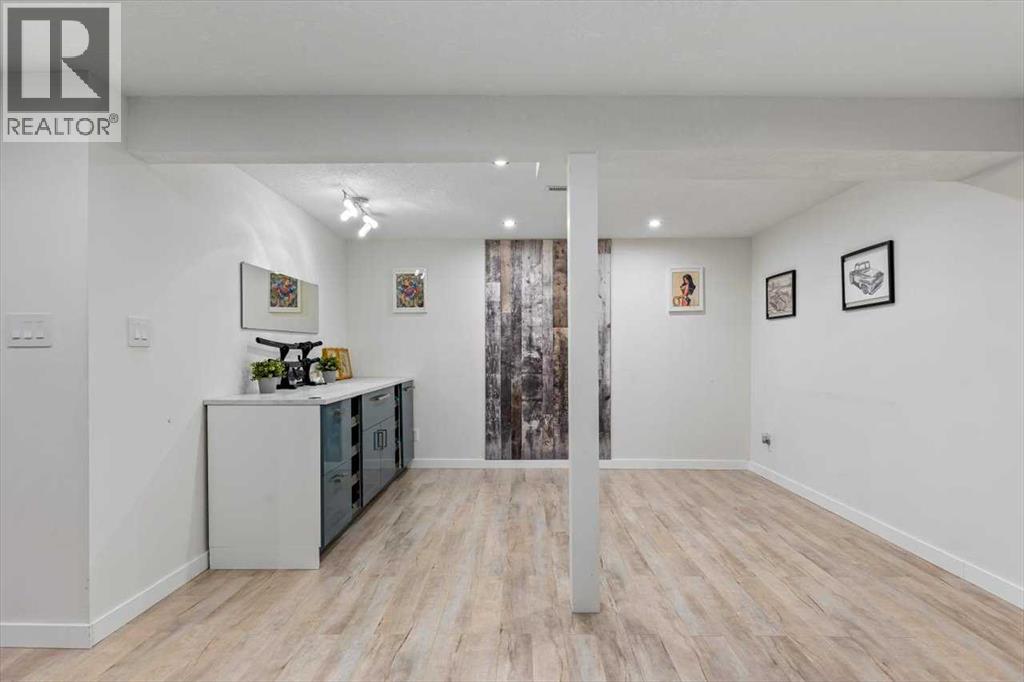 343 Queen Tamara Way Se, Calgary, Alberta  T2Y 4R1 - Photo 31 - A2254985