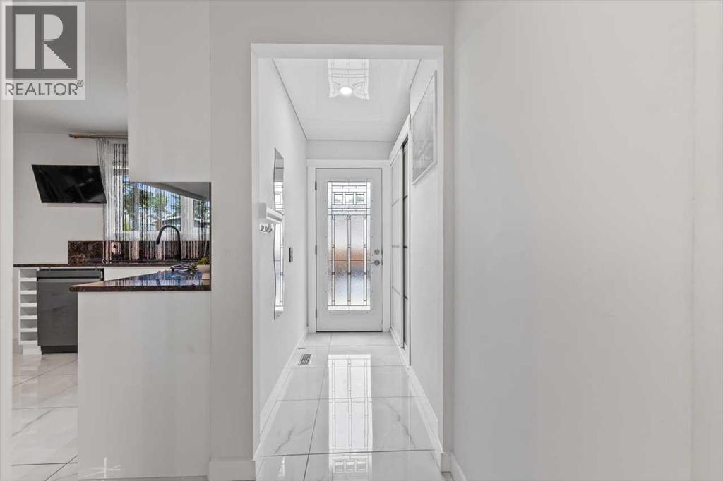 343 Queen Tamara Way Se, Calgary, Alberta  T2Y 4R1 - Photo 16 - A2254985